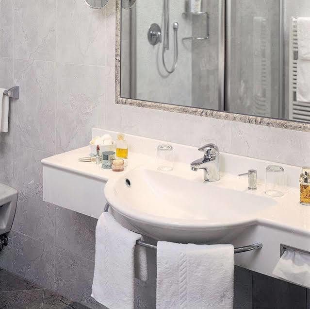 Hotel Garni Partaneshof Merano Kültér fotó